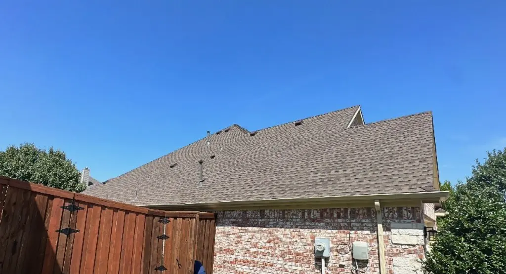 Completed roof replacement project in Asbury Lake